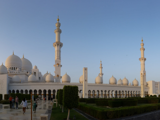 05.04 PM | Sheikh Zayed Grand Mosque