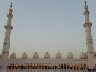 05.25 PM | Sheikh Zayed Grand Mosque