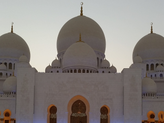 05.33 PM | Sheikh Zayed Grand Mosque