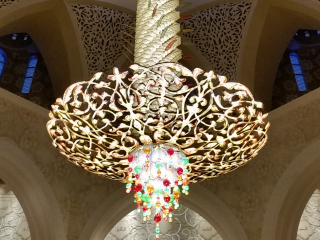 05.52 PM | Sheikh Zayed Grand Mosque