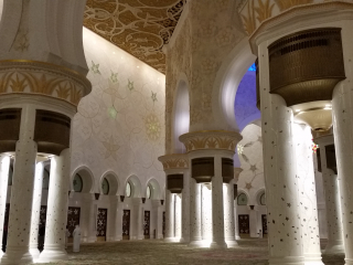 05.52 PM | Sheikh Zayed Grand Mosque