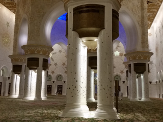 05.53 PM | Sheikh Zayed Grand Mosque