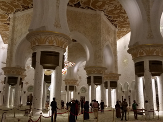 05.53 PM | Sheikh Zayed Grand Mosque