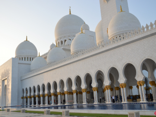 05.08 PM | Sheikh Zayed Grand Mosque
